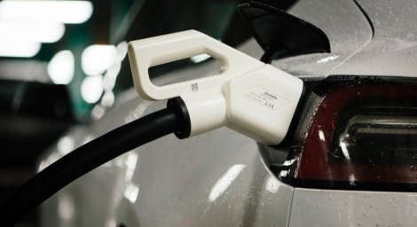 PUNKT E консолидирует рынок, приобретая операторский бизнес Sitronics Electro